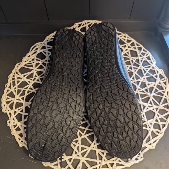 NWOT SAS Sporty Lux Taupe Stone sz 7 Shoe - Picture 5 of 8